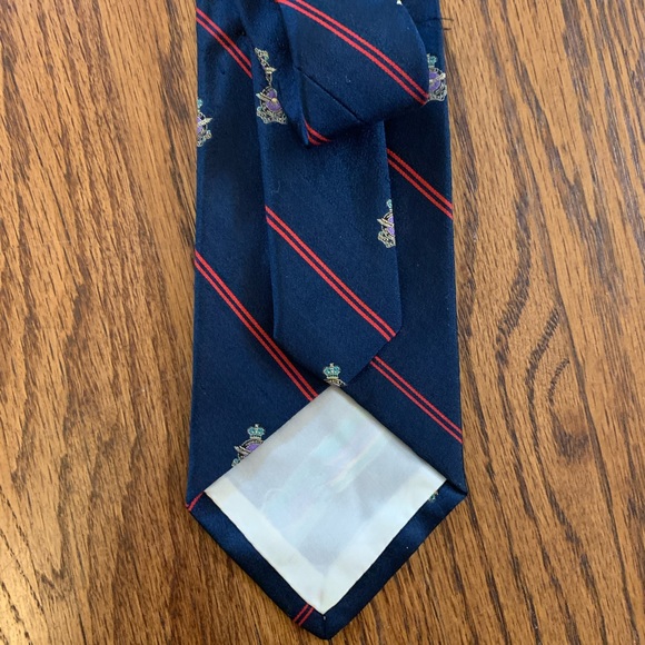Vintage Silk Crest Stripe Navy Tie Preppy - Picture 3 of 5